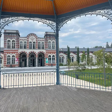 Petit Studio Avec Parking, Tres Bien Equipe Proche Des Thermes Et Du Centre Ville Nouvelle Literie Salies-de-Bearn Exterior photo